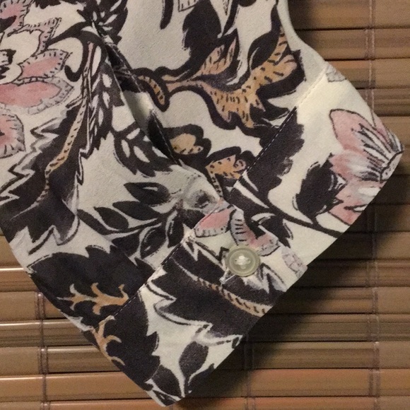 {Loft} Blouse - Picture 3 of 5